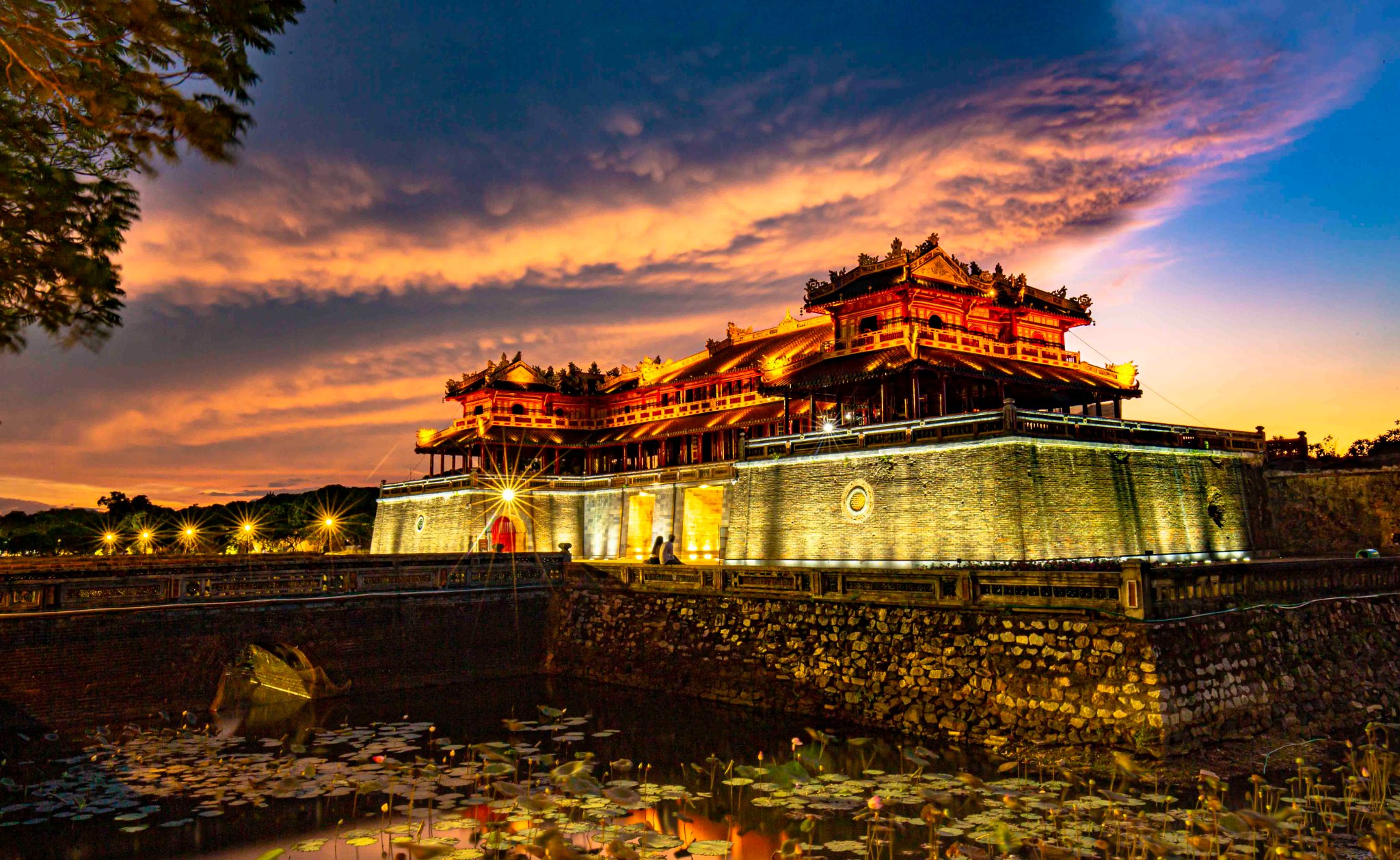 Tour of Hue citadel and exploring Tam Giang in 1 day